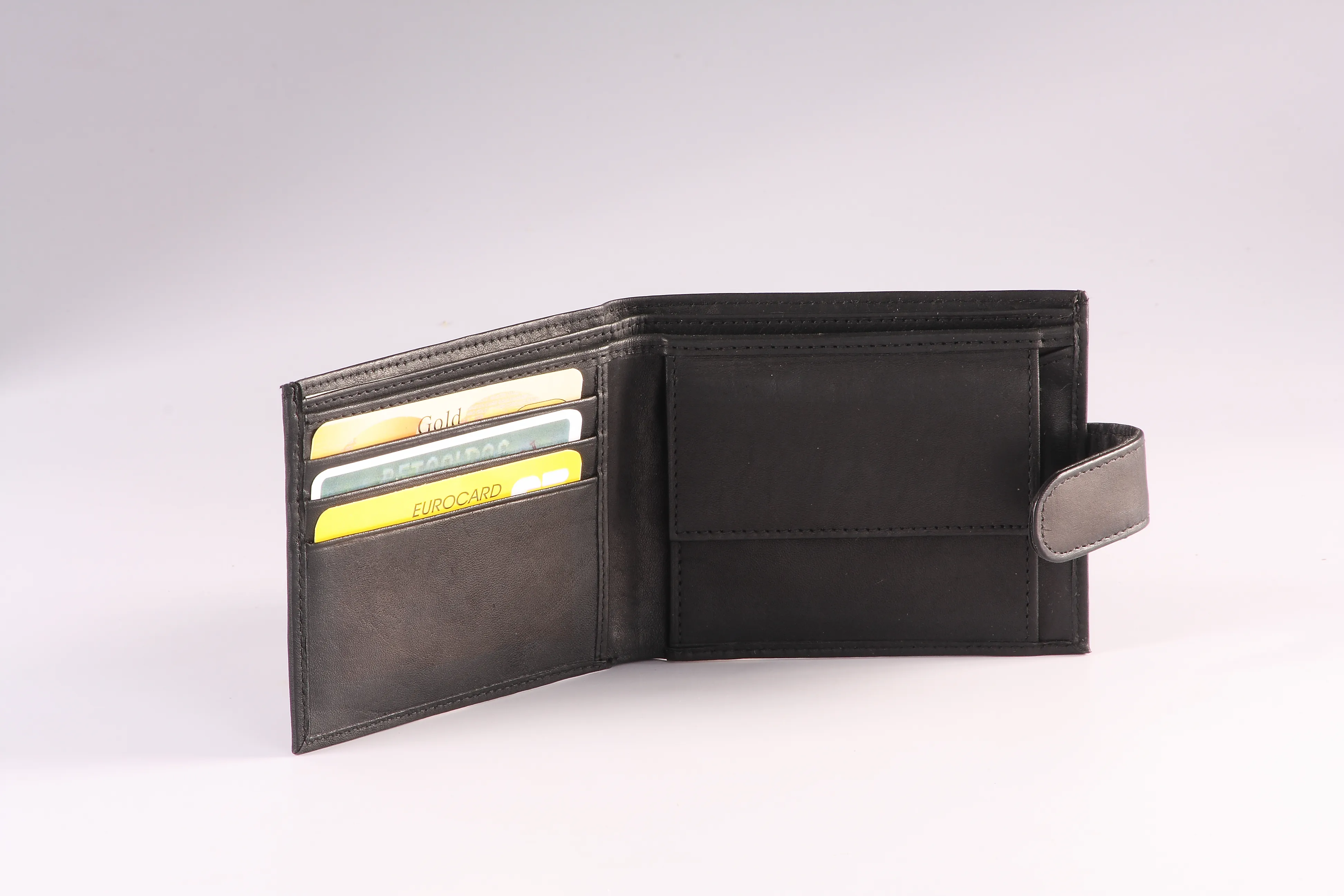 Leather Wallets for Men and Women